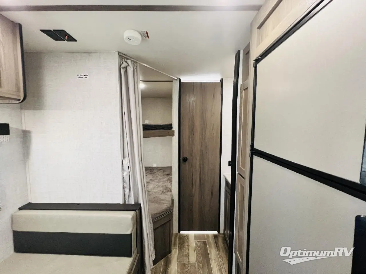 2021 Gulf Stream Ameri-Lite Ultra Lite 248BH Photo 10