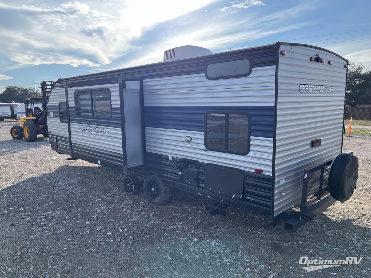 2022 Forest River Cherokee Grey Wolf 23DBH Photo 4