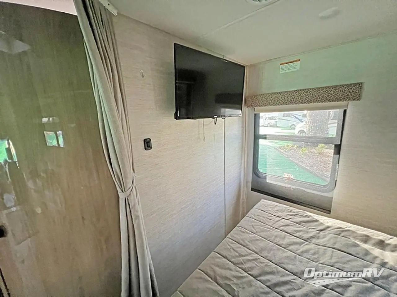 2021 Jayco Melbourne Prestige 24LP Photo 12