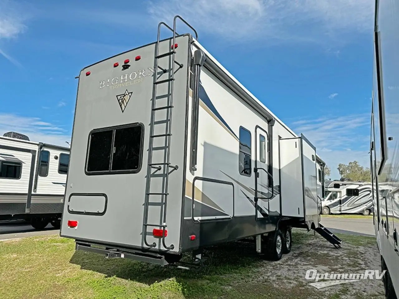 2022 Heartland Bighorn Traveler 37TB Photo 2