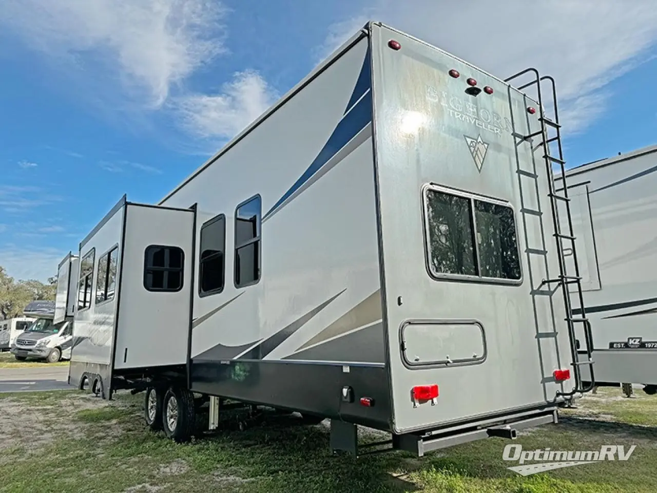 2022 Heartland Bighorn Traveler 37TB Photo 3