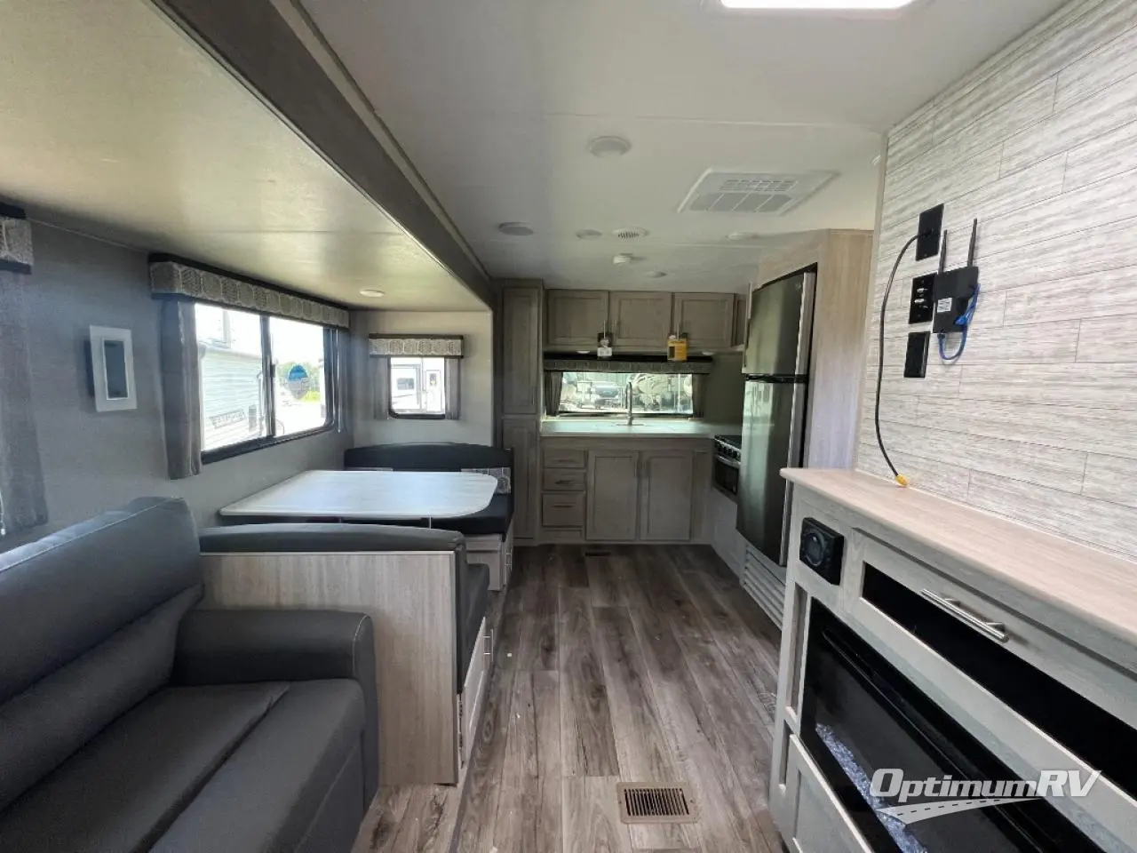 2023 Coachmen Catalina Legacy 263FKDS Photo 15