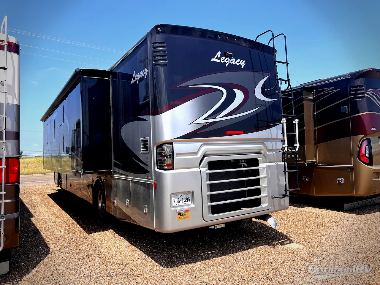 2019 Forest River Legacy SR 340 38C Photo 3