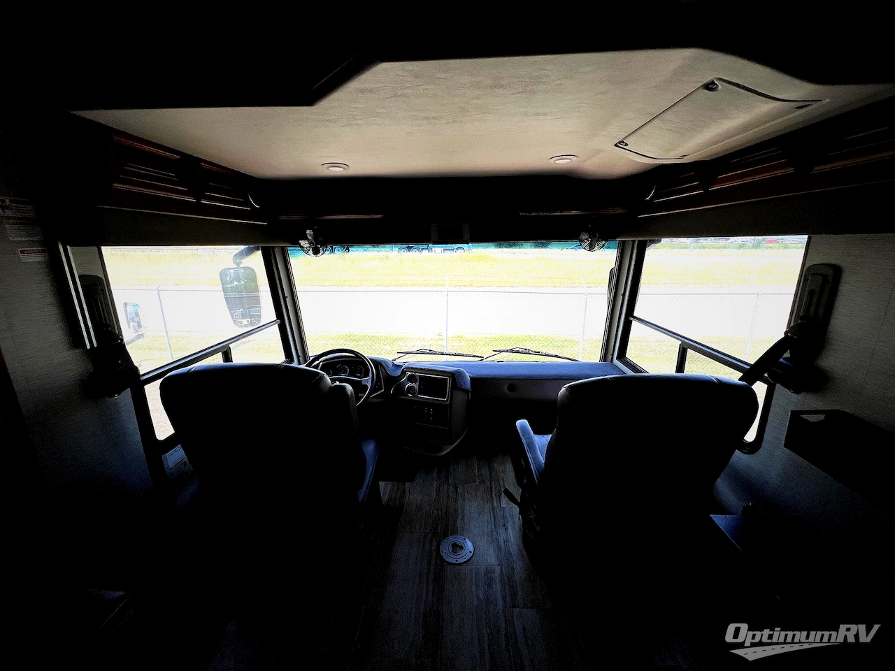 2019 Forest River Legacy SR 340 38C Photo 6