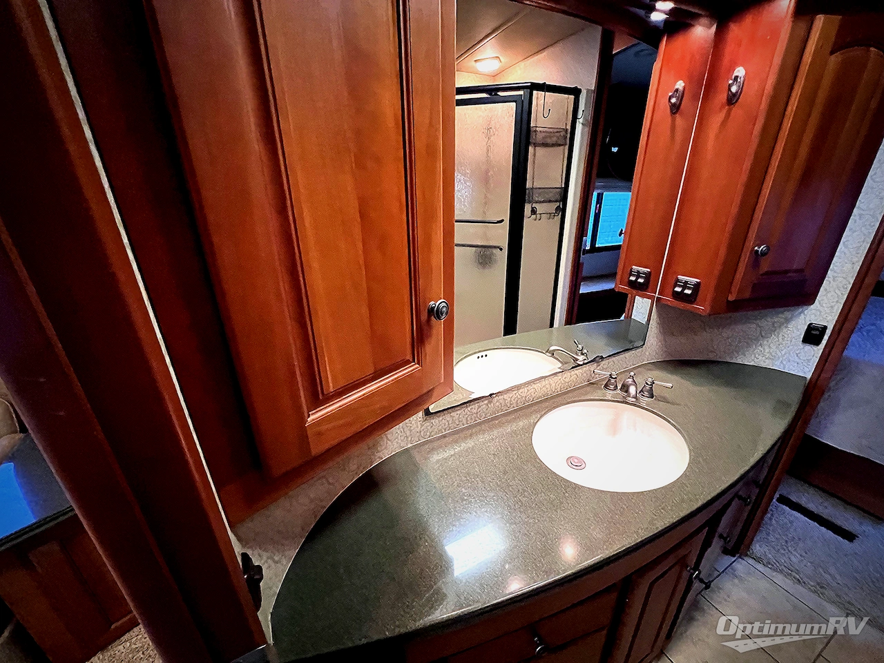 2007 Winnebago Vectra 40TD Photo 17