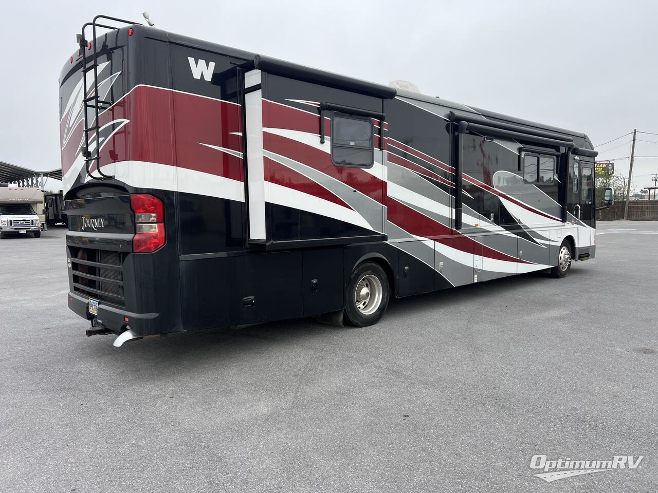 2013 Winnebago Journey 40U Photo 2