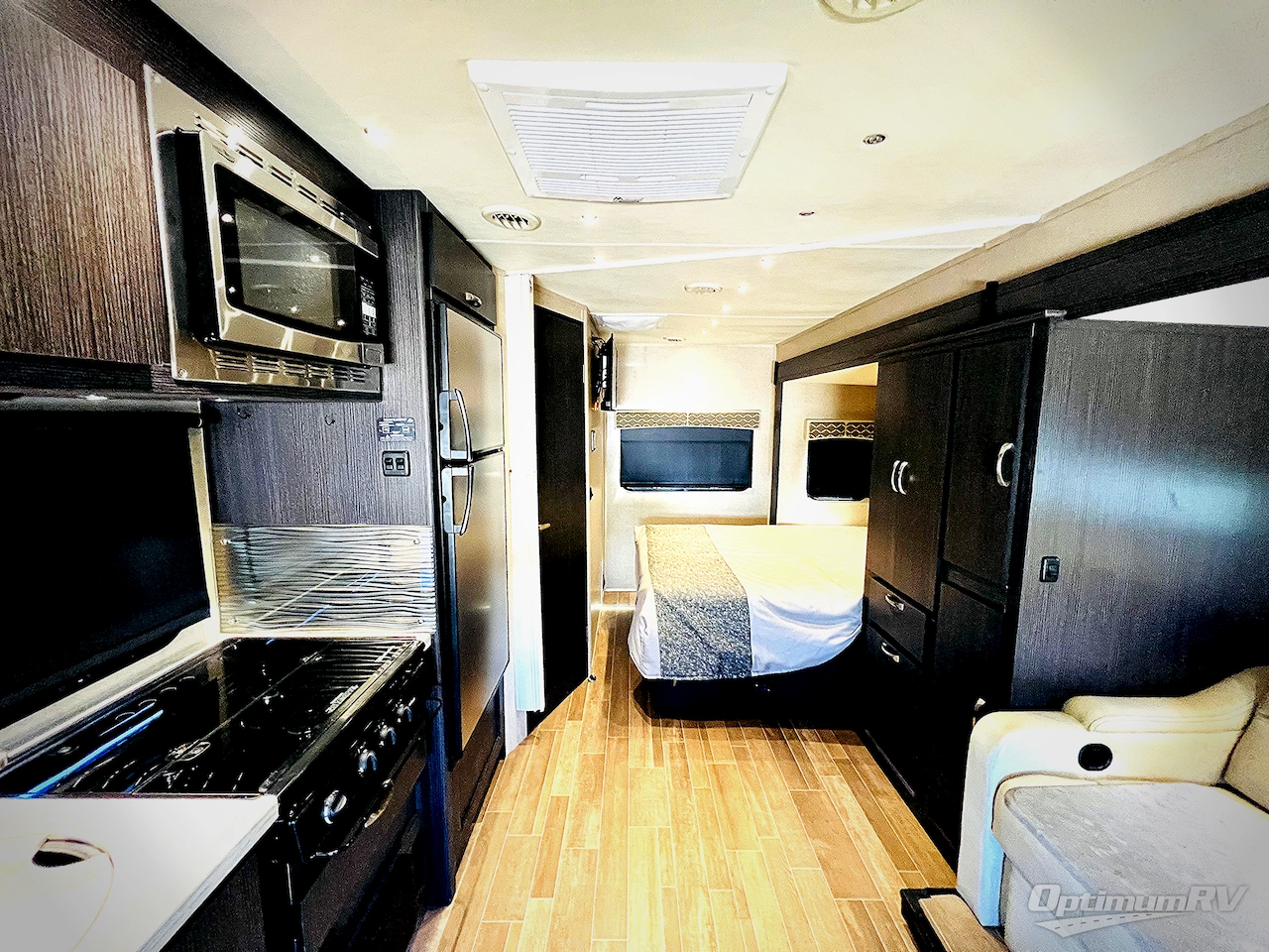 2018 Dynamax isata 3 24FW Photo 5