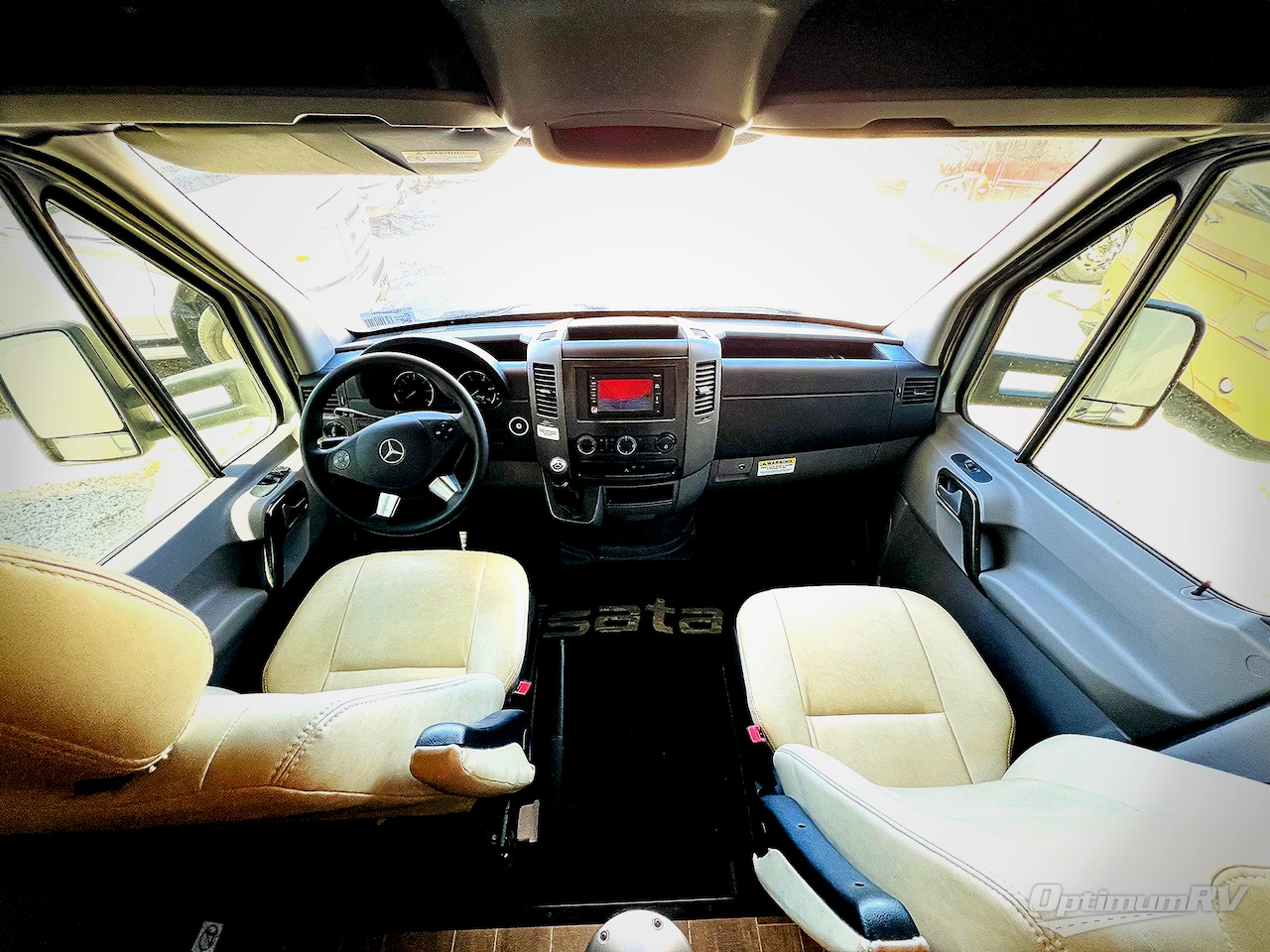 2018 Dynamax isata 3 24FW Photo 9