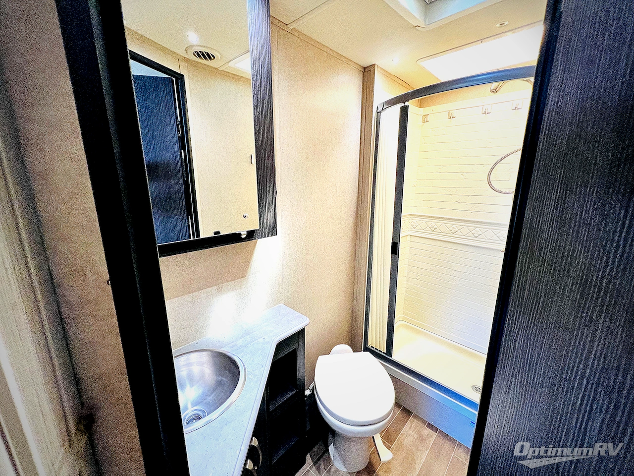 2018 Dynamax isata 3 24FW Photo 19