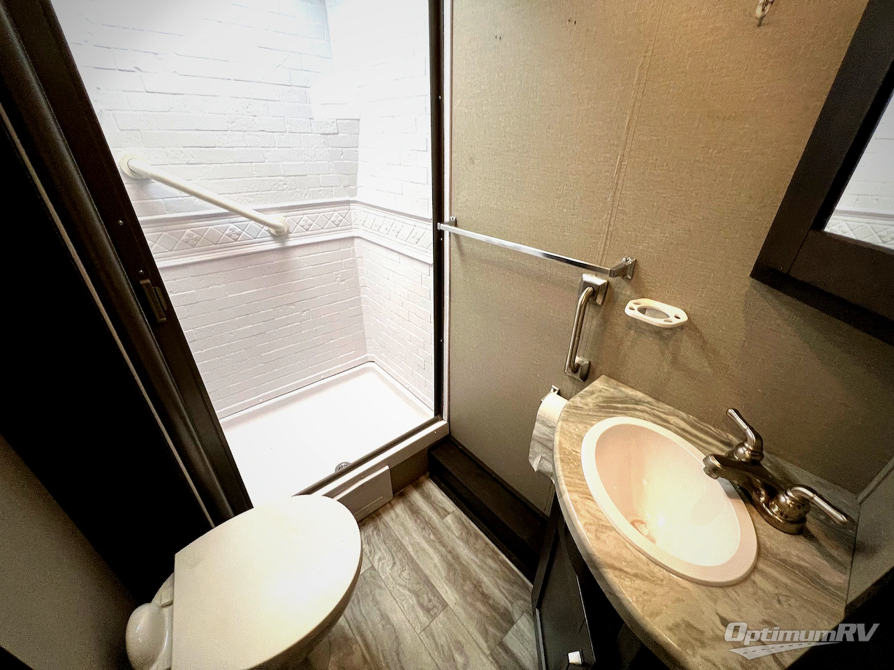 2022 Grand Design Transcend Xplor 261BH Photo 13