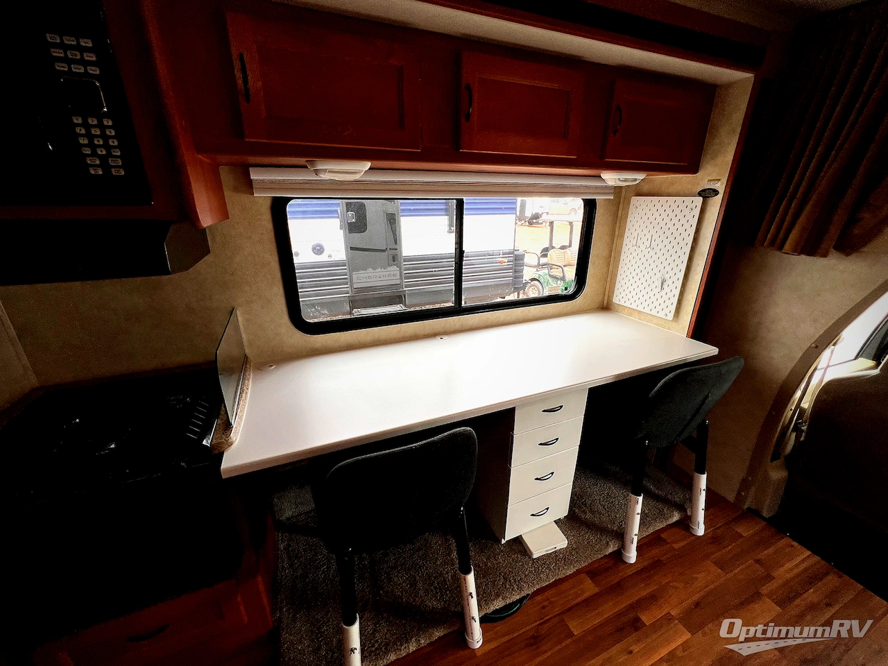 2013 Coachmen Freelander 29QB Ford 450 Photo 11