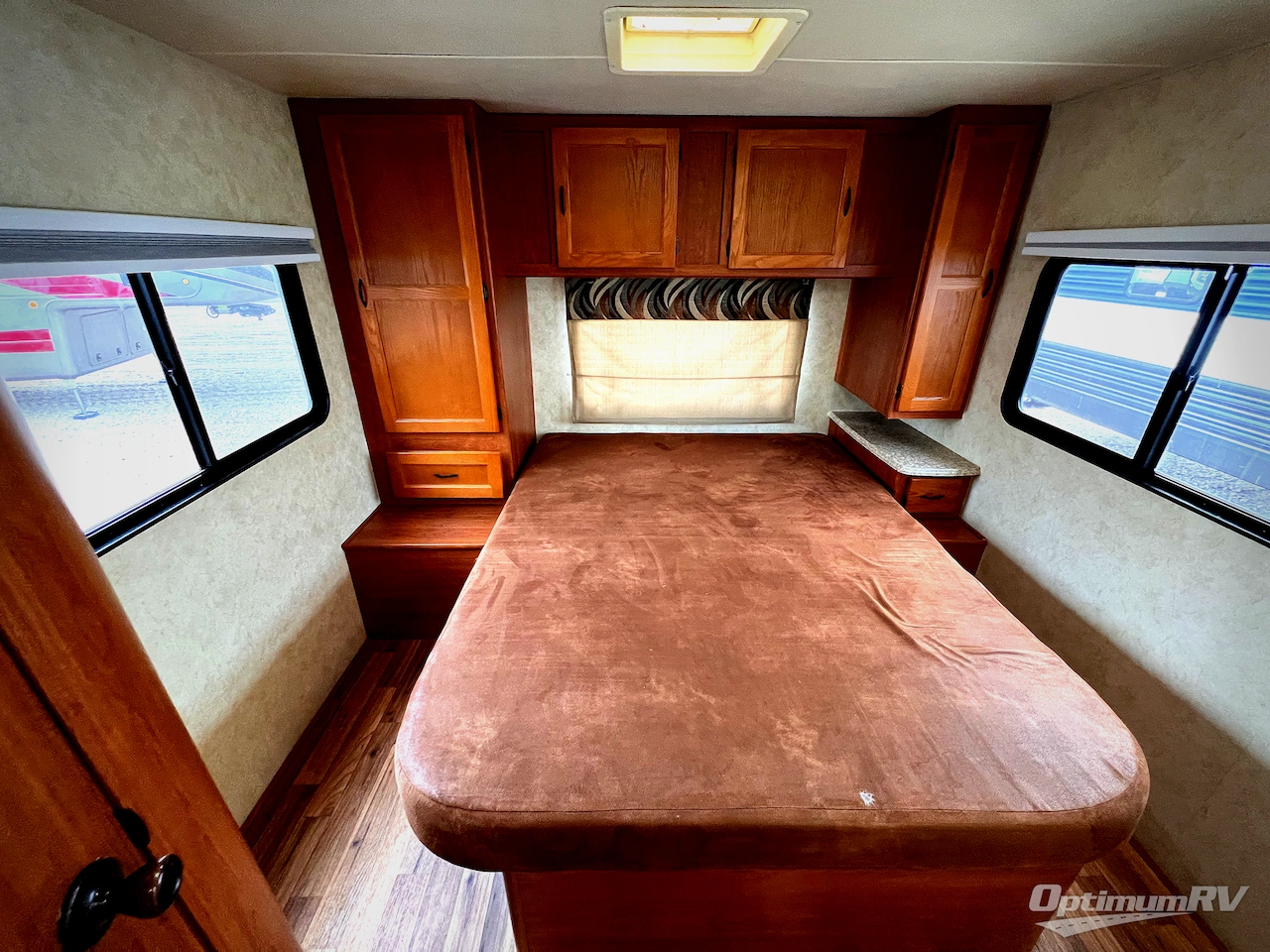 2013 Coachmen Freelander 29QB Ford 450 Photo 14