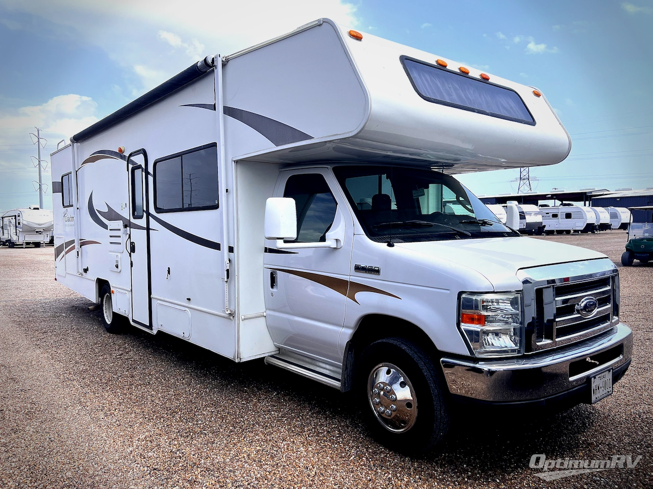 2013 Coachmen Freelander 29QB Ford 450 Photo 1