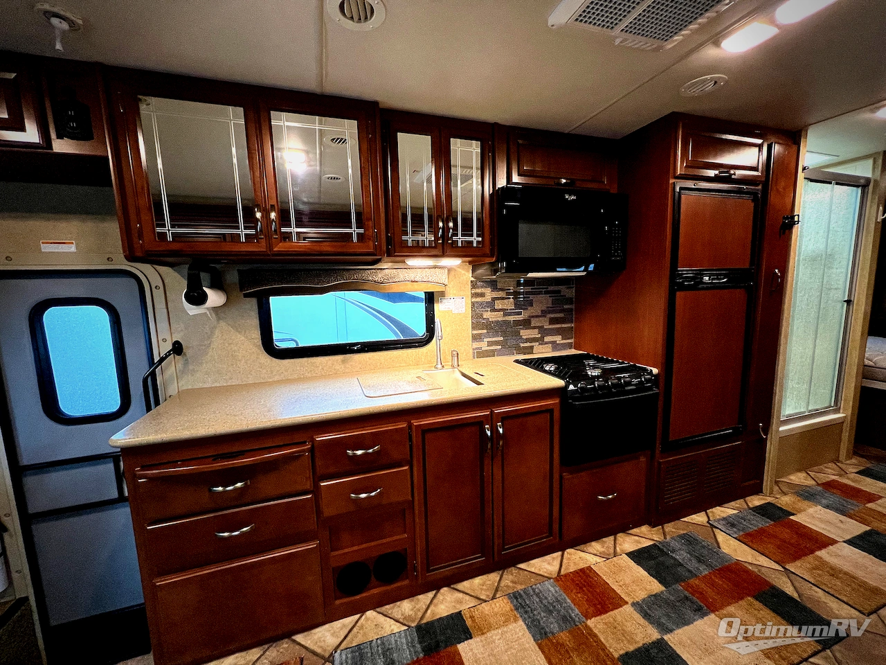 2014 Thor Chateau 31L Photo 9