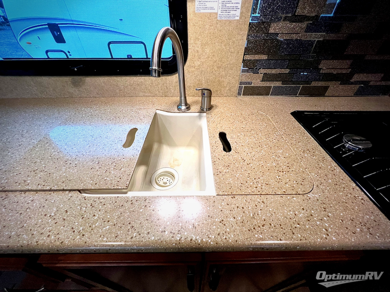 2014 Thor Chateau 31L Photo 11