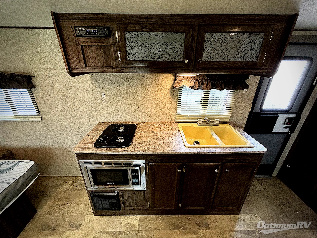 2018 Coachmen Apex Nano 189RBS Photo 7