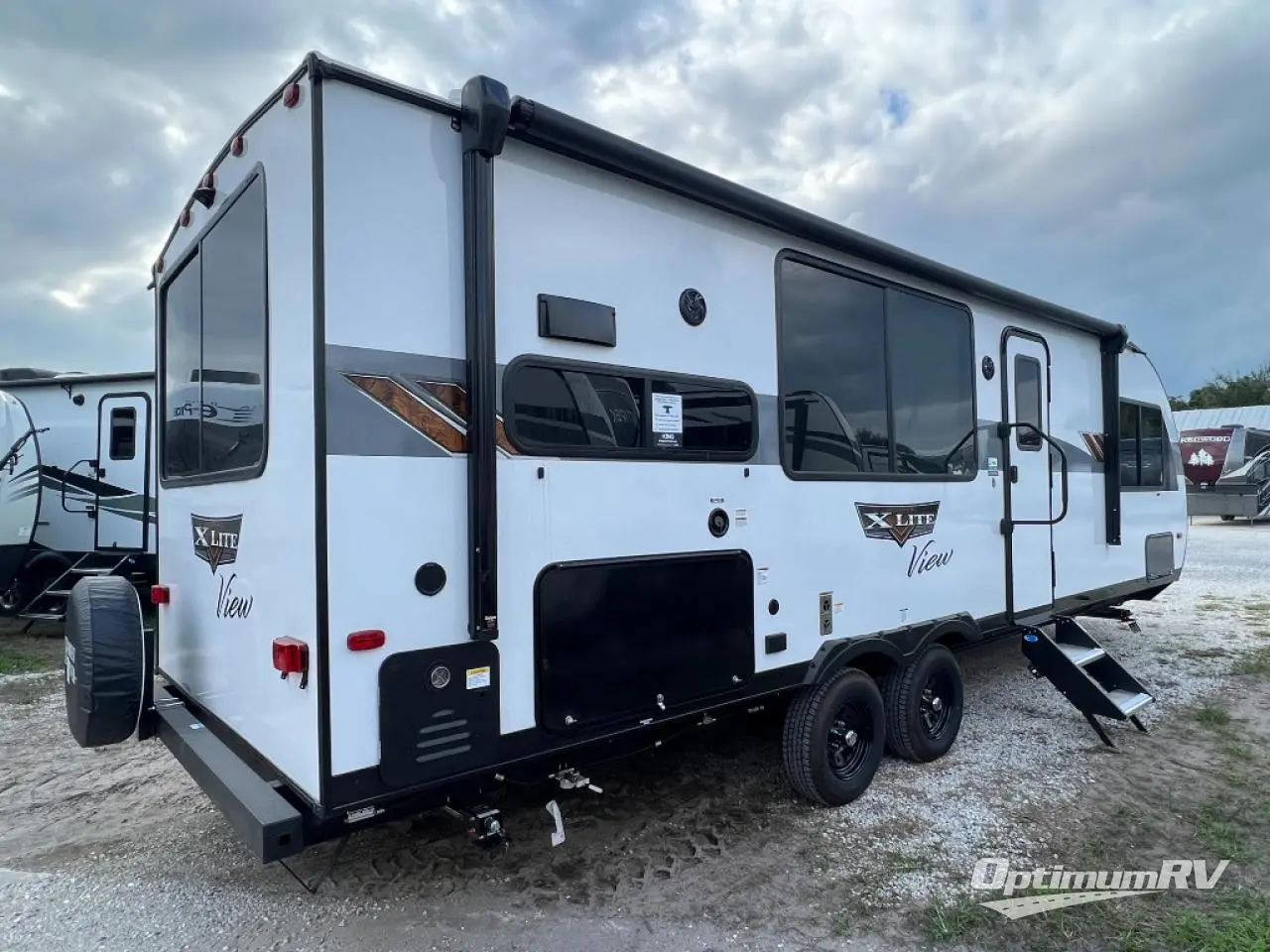 New 2024 Forest River Wildwood XLite View 24VIEW Travel Trailer at