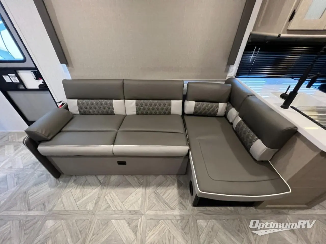 New 2024 Forest River Wildwood XLite View 24VIEW Travel Trailer at