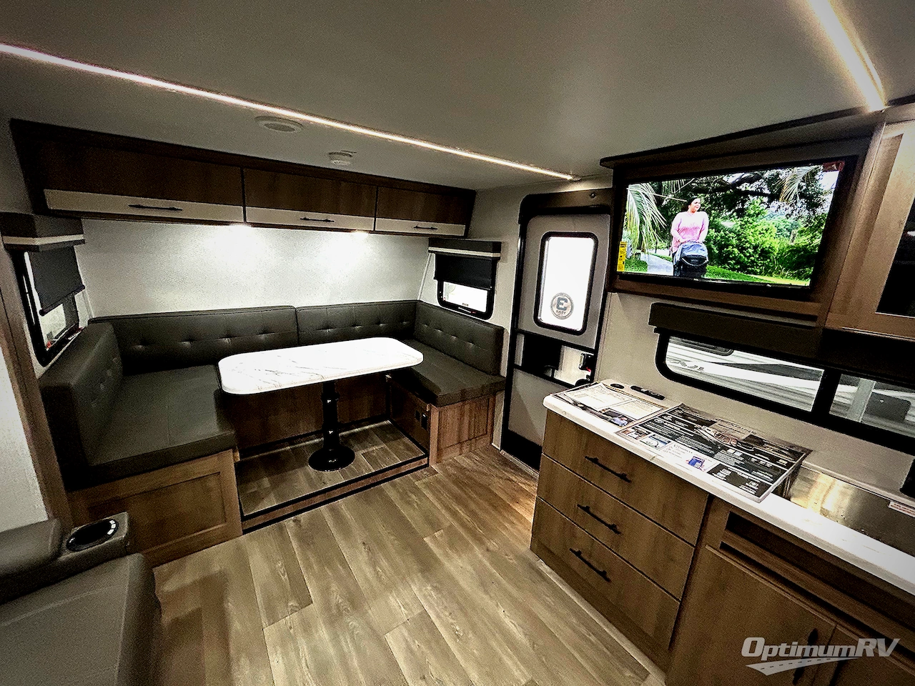 2024 Grand Design Imagine XLS 24BSE Photo 6