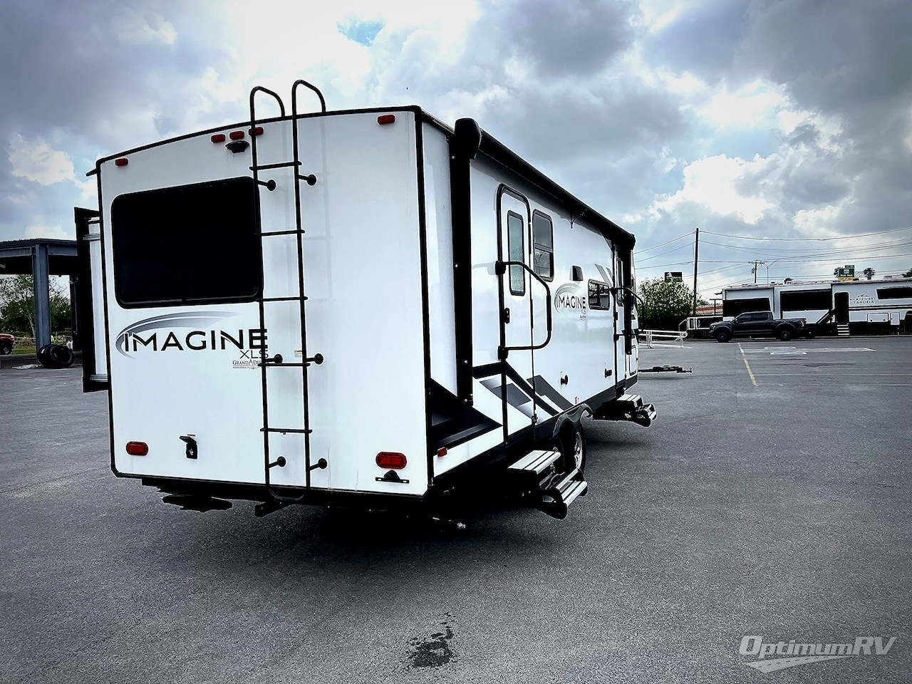 2024 Grand Design Imagine XLS 24BSE Photo 2