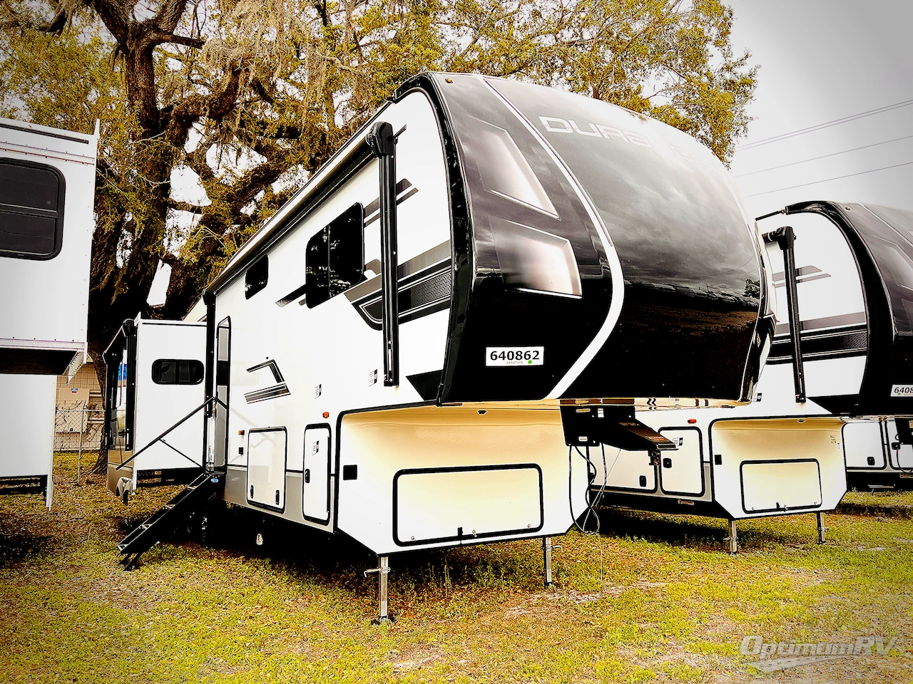 2025 KZ Durango D333RLT Photo 1
