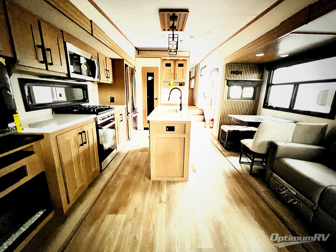 2025 KZ Durango D333RLT Photo 5