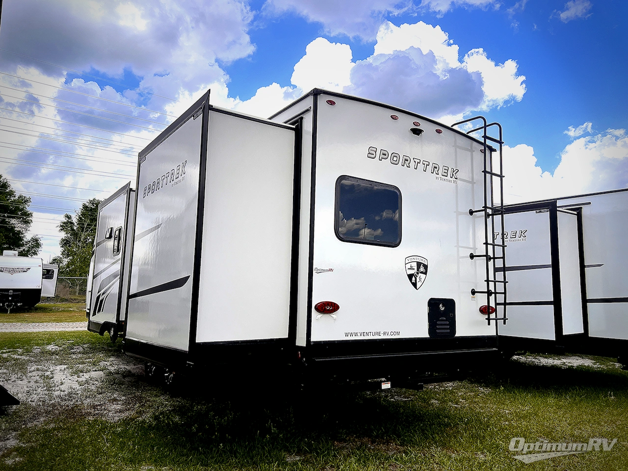 2025 Venture SportTrek ST327VIK Photo 3