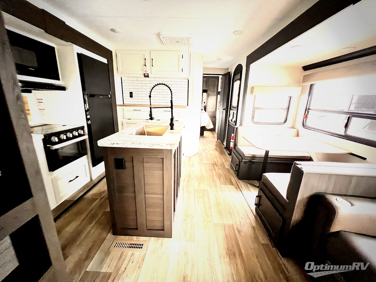 2025 Venture SportTrek ST327VIK Photo 5