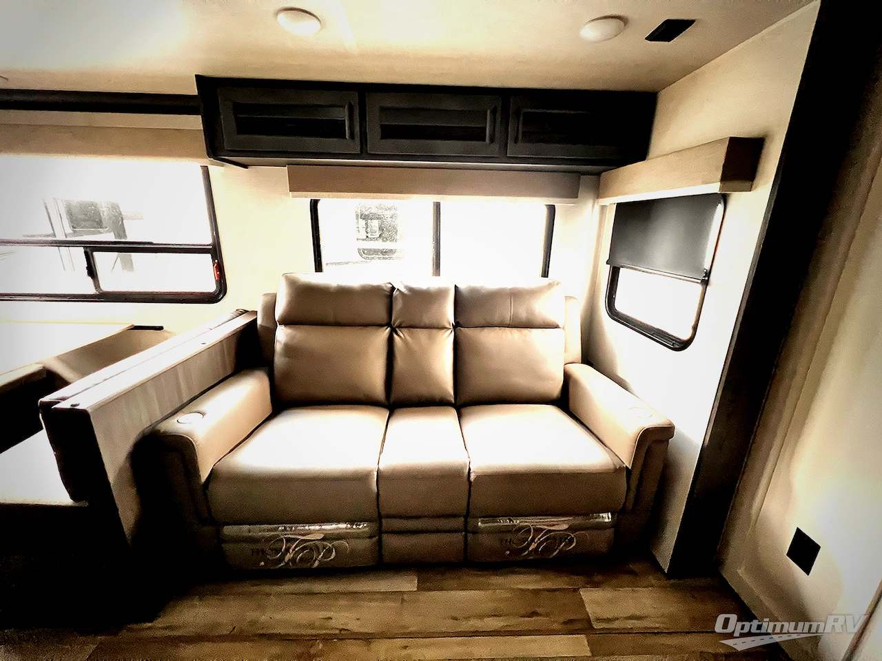 2025 Venture SportTrek ST327VIK Photo 6