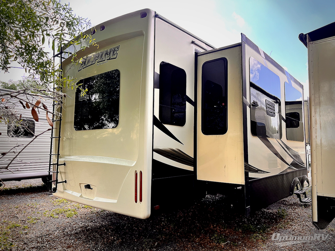 2016 Keystone alpine 3590RS Photo 3