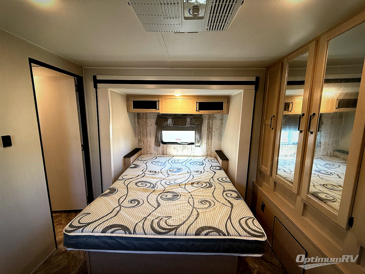 2023 Palomino Puma 32BHFS Photo 18