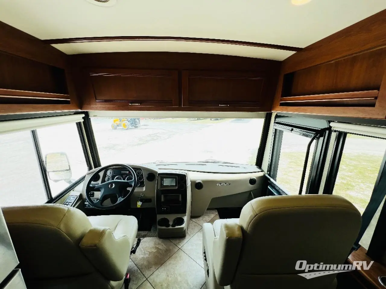 2016 Winnebago Forza 38R Photo 4