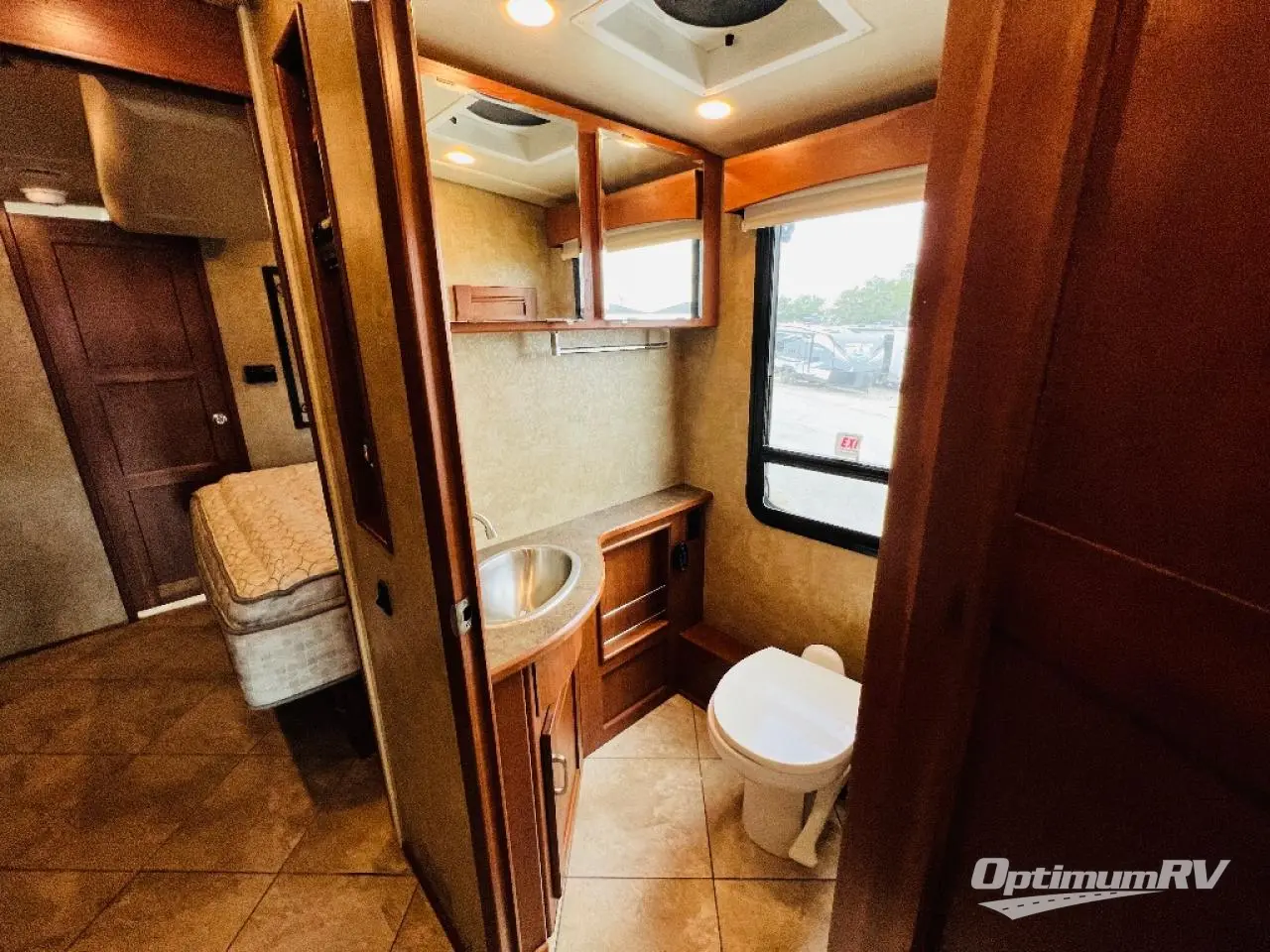 2016 Winnebago Forza 38R Photo 19