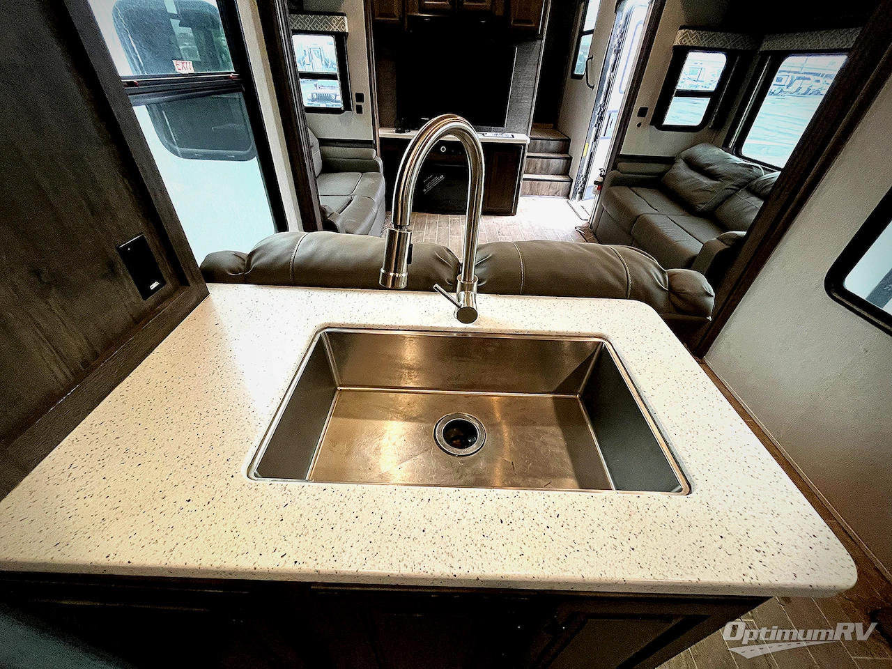 2020 Heartland Bighorn Traveler 39RK Photo 20