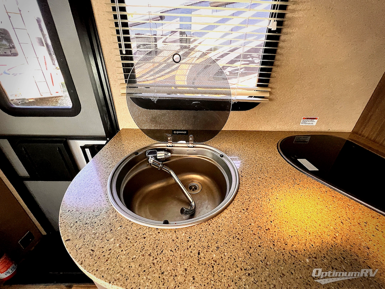 2015 Renegade Villagio 25RBS Photo 9