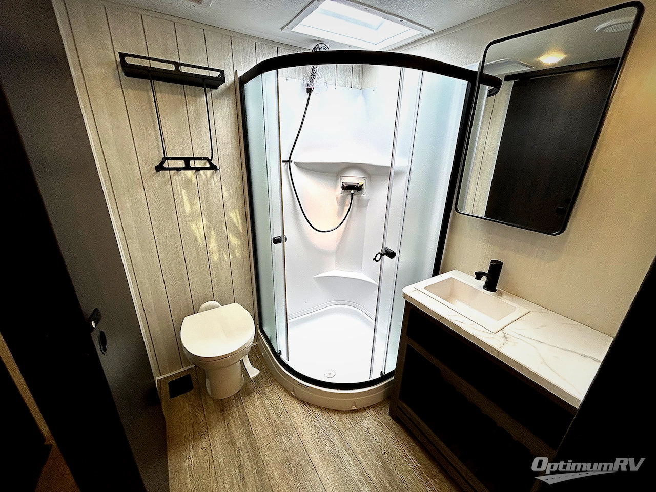 2025 Forest River Cherokee Arctic Wolf Suite 3750SUITE Photo 12