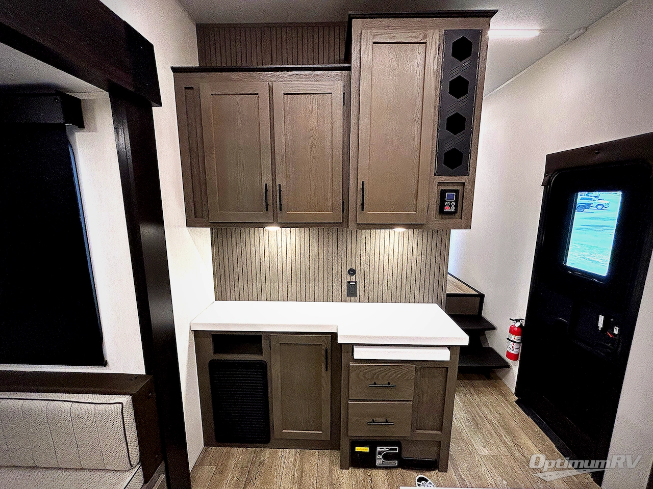 2025 Forest River Cherokee Arctic Wolf Suite 3750SUITE Photo 14