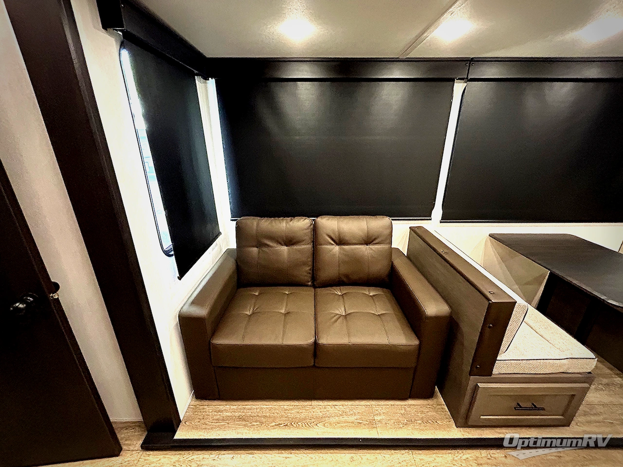 2025 Forest River Cherokee Arctic Wolf Suite 3750SUITE Photo 16
