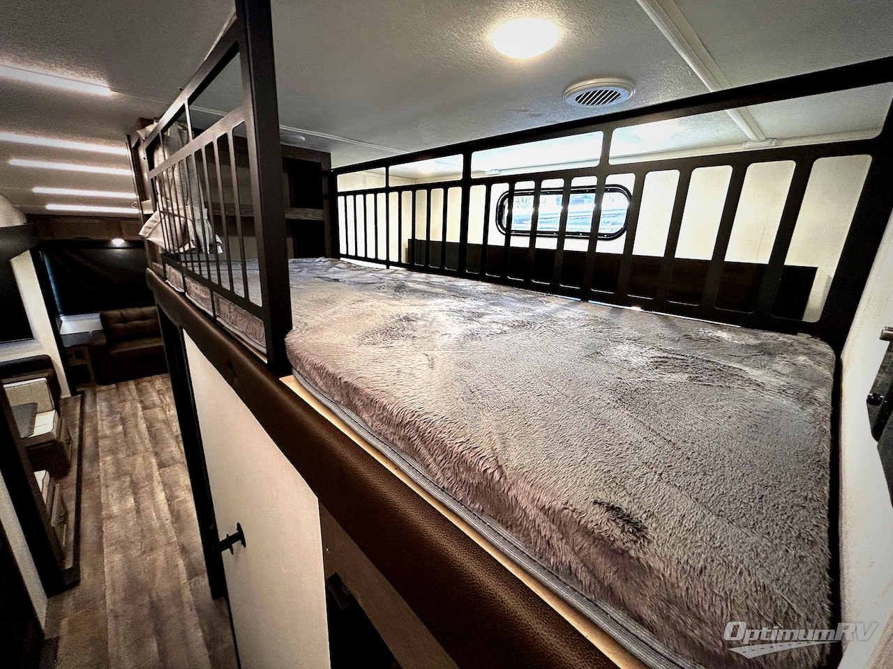 2025 Forest River Cherokee Arctic Wolf Suite 3650SUITE Photo 14