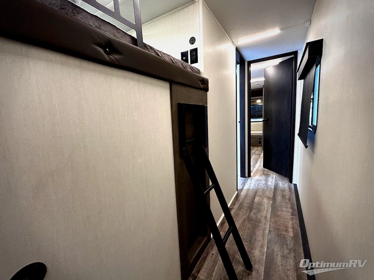 2025 Forest River Cherokee Arctic Wolf Suite 3650SUITE Photo 13