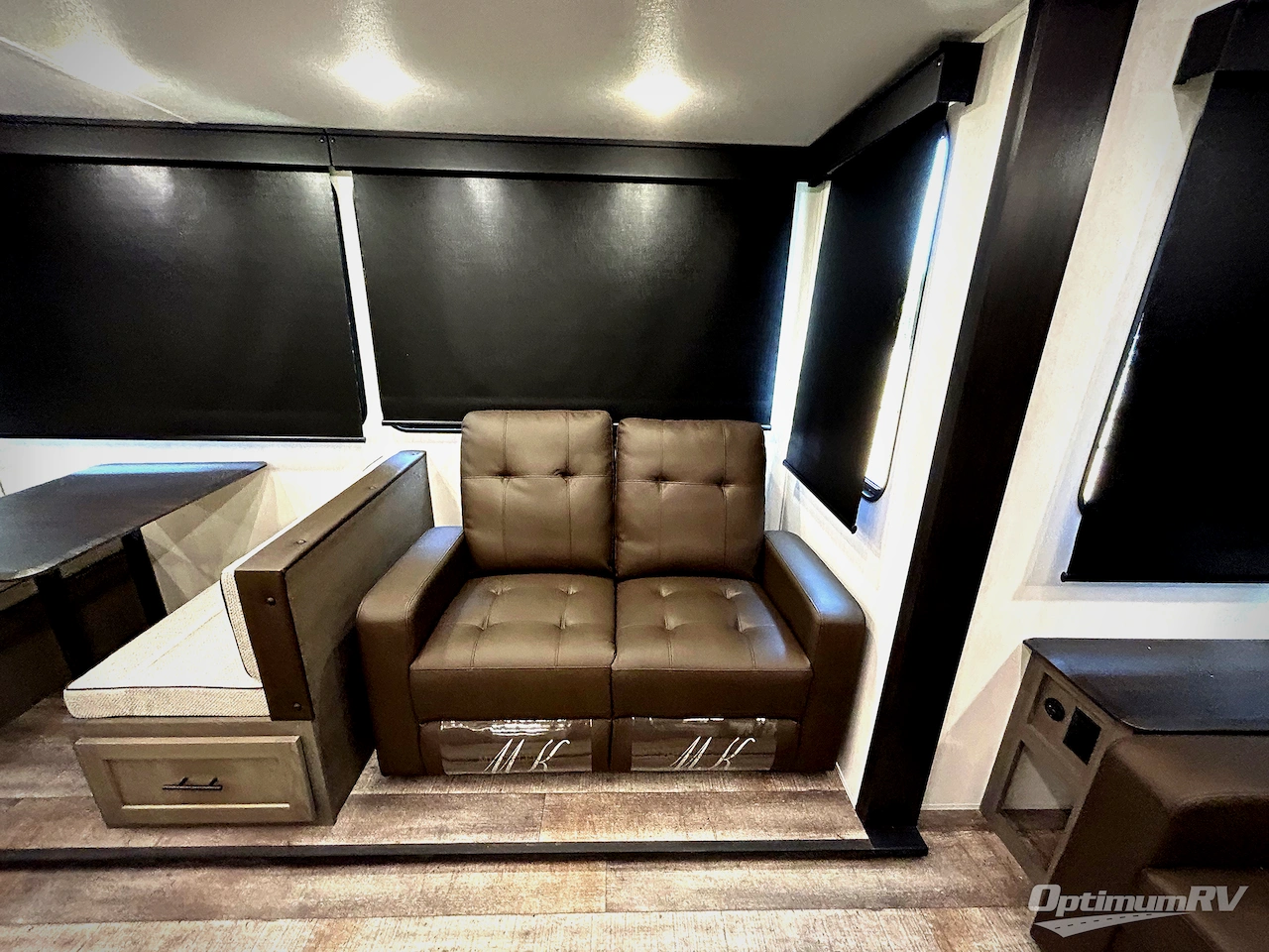 2025 Forest River Cherokee Arctic Wolf Suite 3650SUITE Photo 22