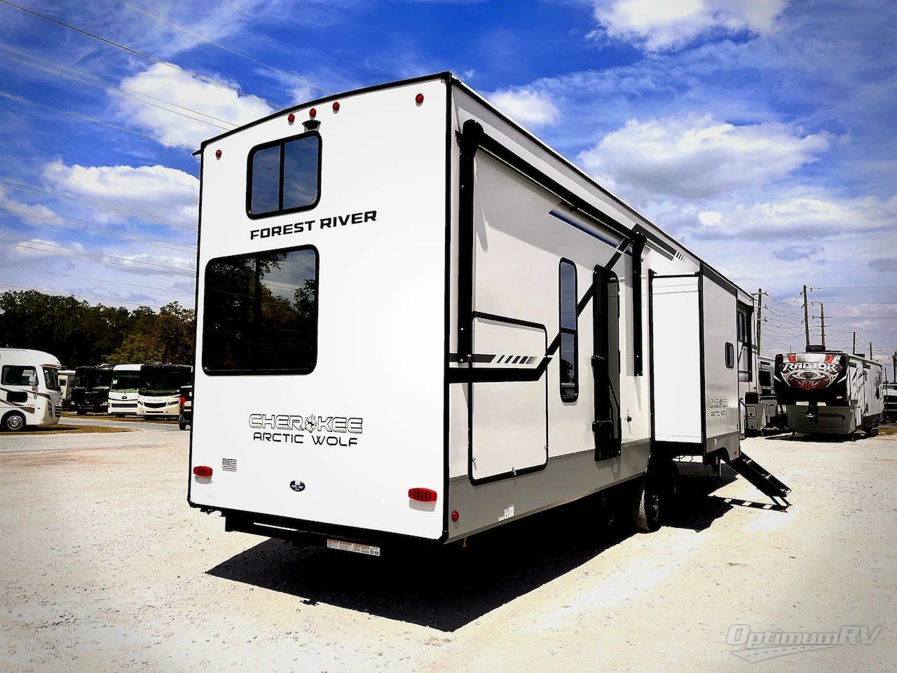 2025 Forest River Cherokee Arctic Wolf Suite 3750SUITE Photo 3