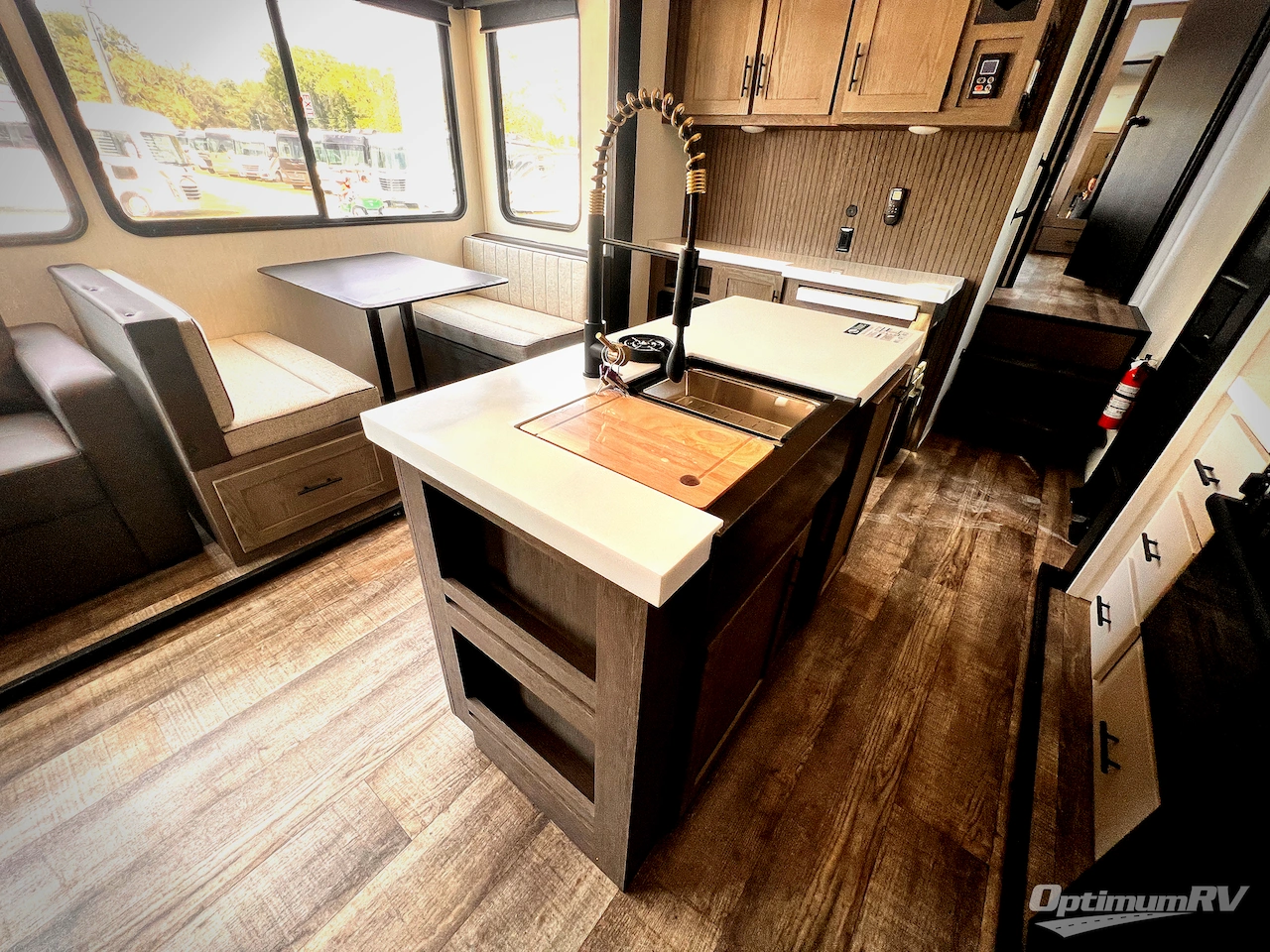 2025 Forest River Cherokee Arctic Wolf Suite 3750SUITE Photo 11