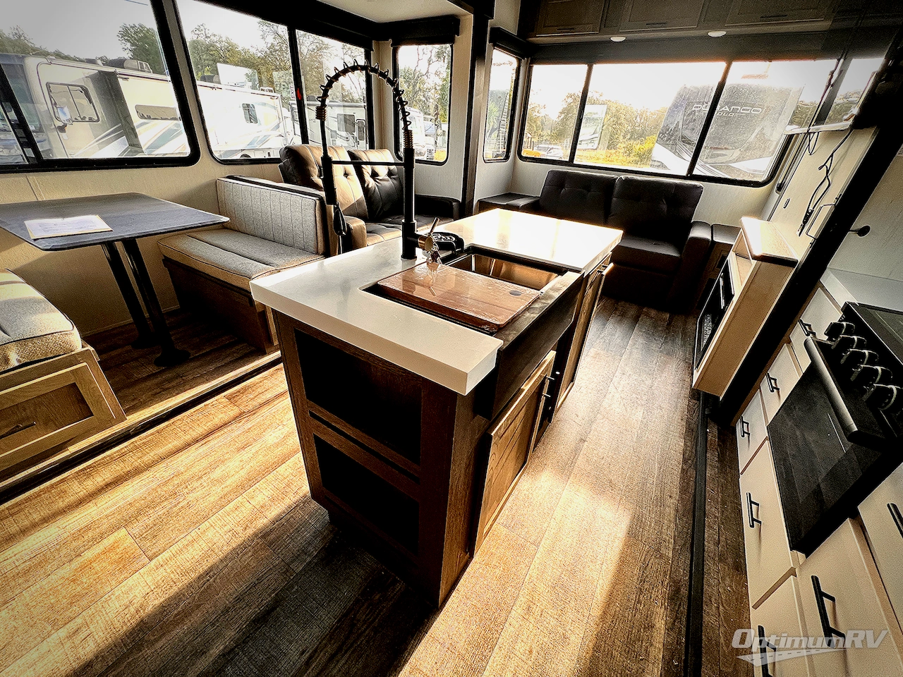 2025 Forest River Cherokee Arctic Wolf Suite 3650SUITE Photo 11
