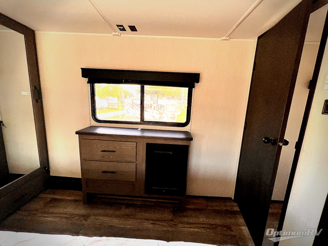 2025 Forest River Cherokee Arctic Wolf Suite 3650SUITE Photo 21