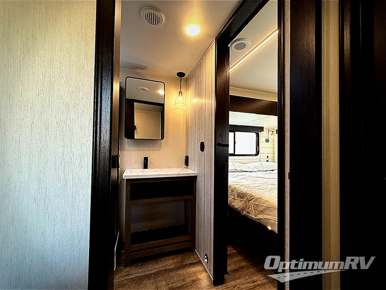 2025 Forest River Cherokee Arctic Wolf Suite 3650SUITE Photo 20