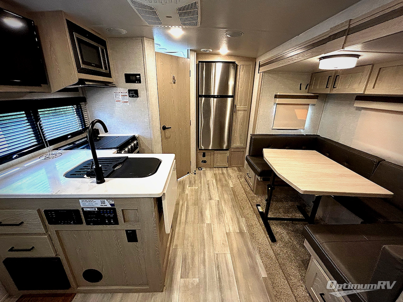 2022 Forest River Rockwood Mini Lite 2104S Photo 3