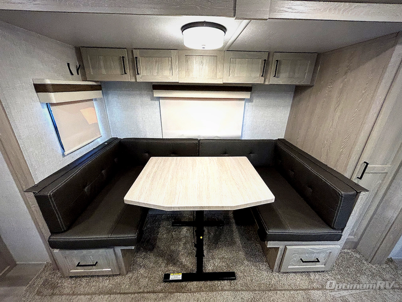 2022 Forest River Rockwood Mini Lite 2104S Photo 9