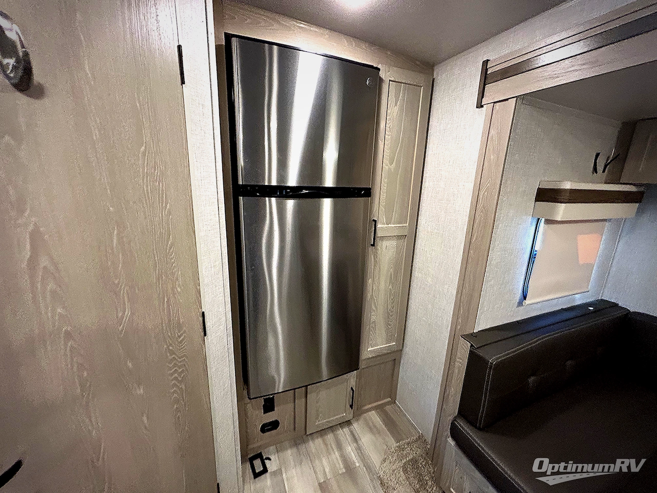 2022 Forest River Rockwood Mini Lite 2104S Photo 10