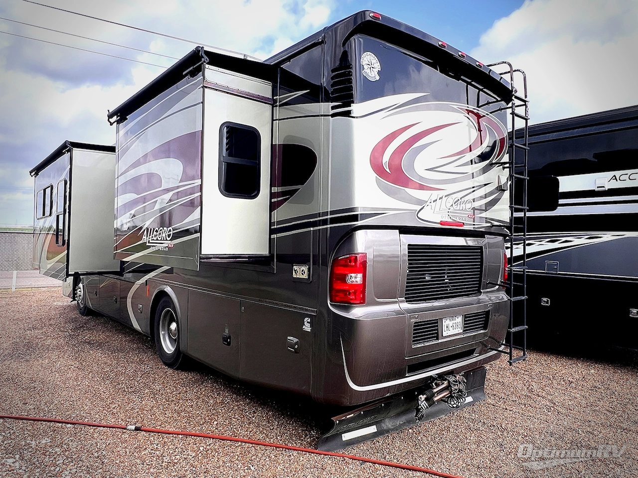 2015 Tiffin Allegro RED 33 AA Photo 3